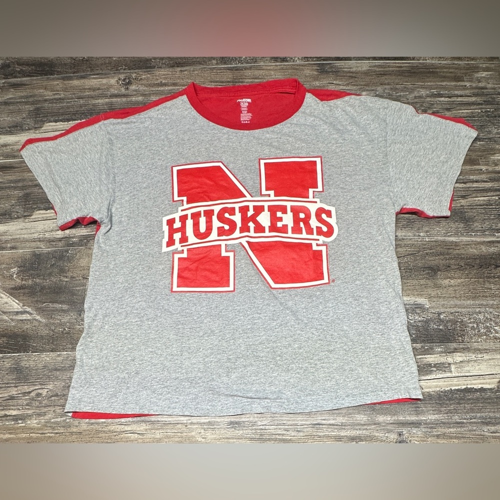 Nebraska Cornhuskers T Shirt Mens 2XL Gray Red Big Logo NCAA GUC